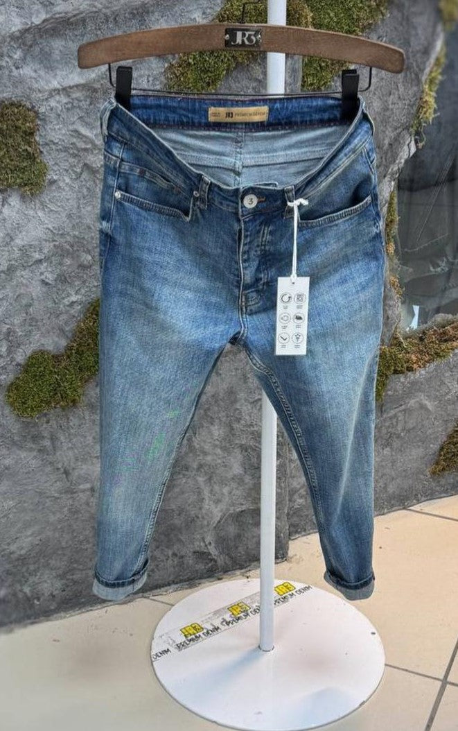 Açık Mavi Yıkanmış Jean Pantolon