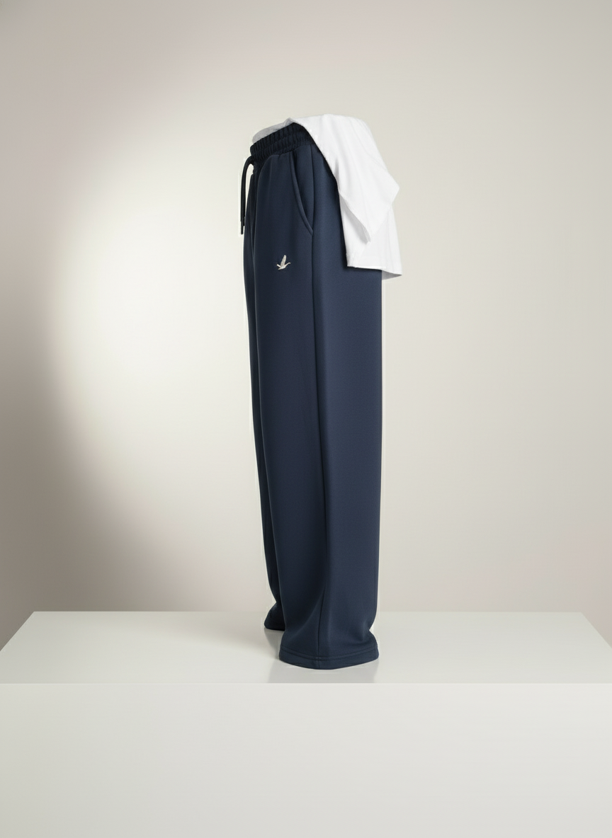 Minimalist Logo Desenli Geniş Paça Lacivert Eşofman Altı